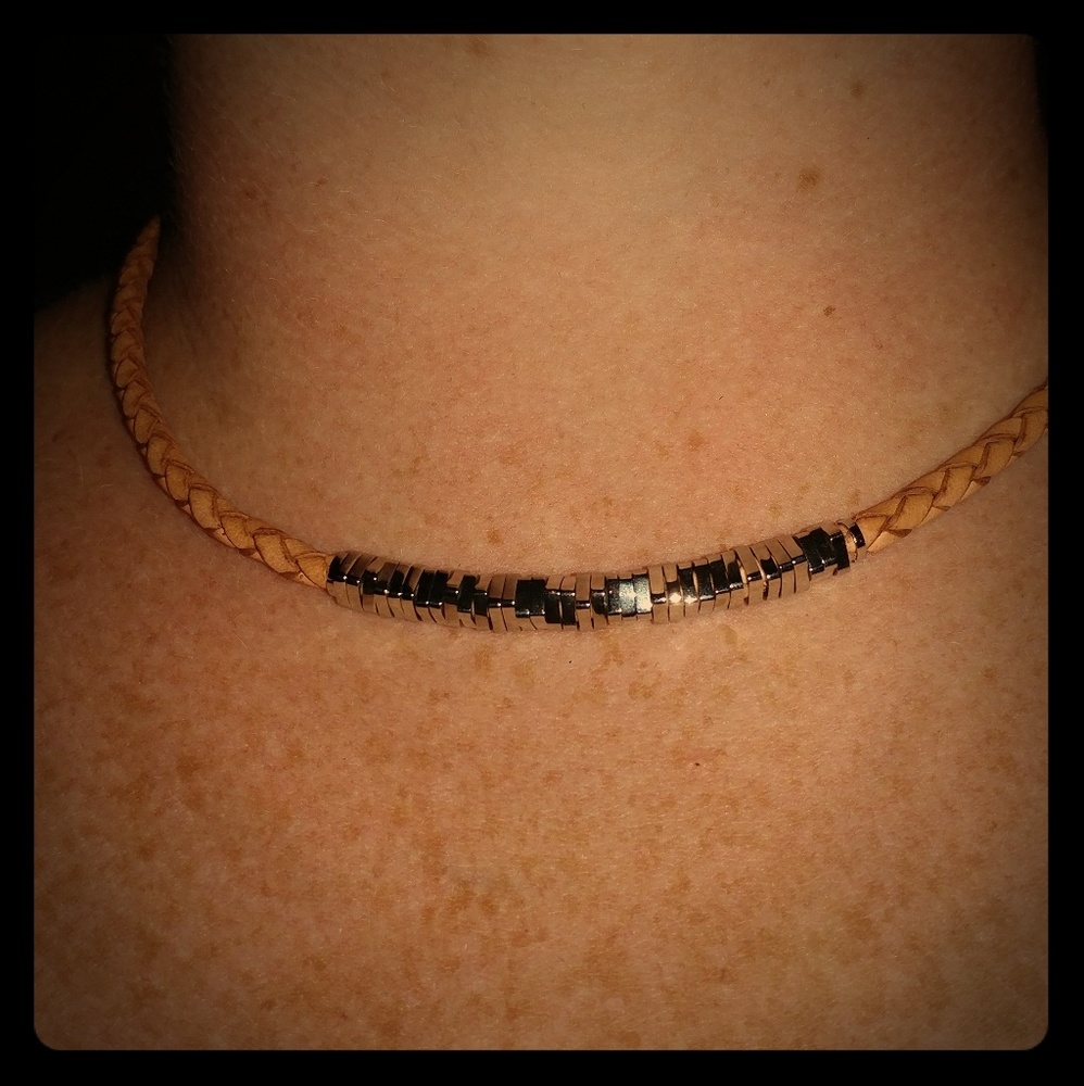 Leather and stainless steel necklace